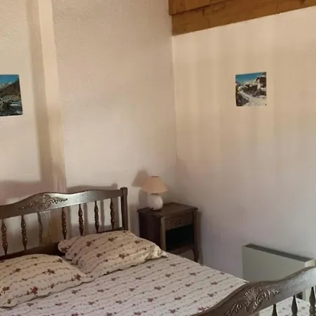 Mountain Views And Comfort Near Barcelonnette Apartmán
